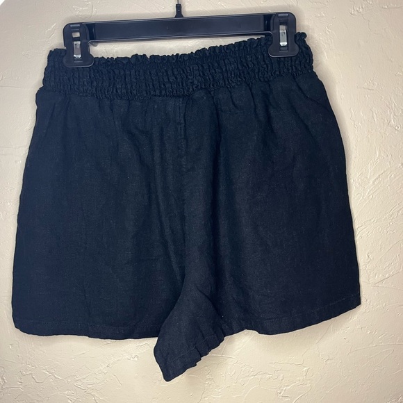 Universal Thread - Picture 2 of 2